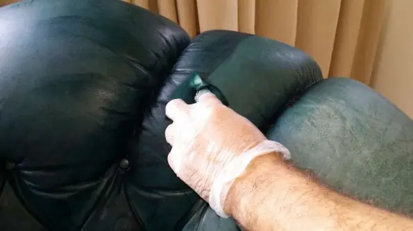 melhor produto para limpar estofos de carros